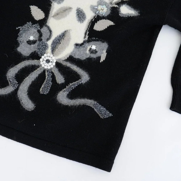 Vintage Angora Elegant Black and White Floral Sweater - Picture 6 of 13